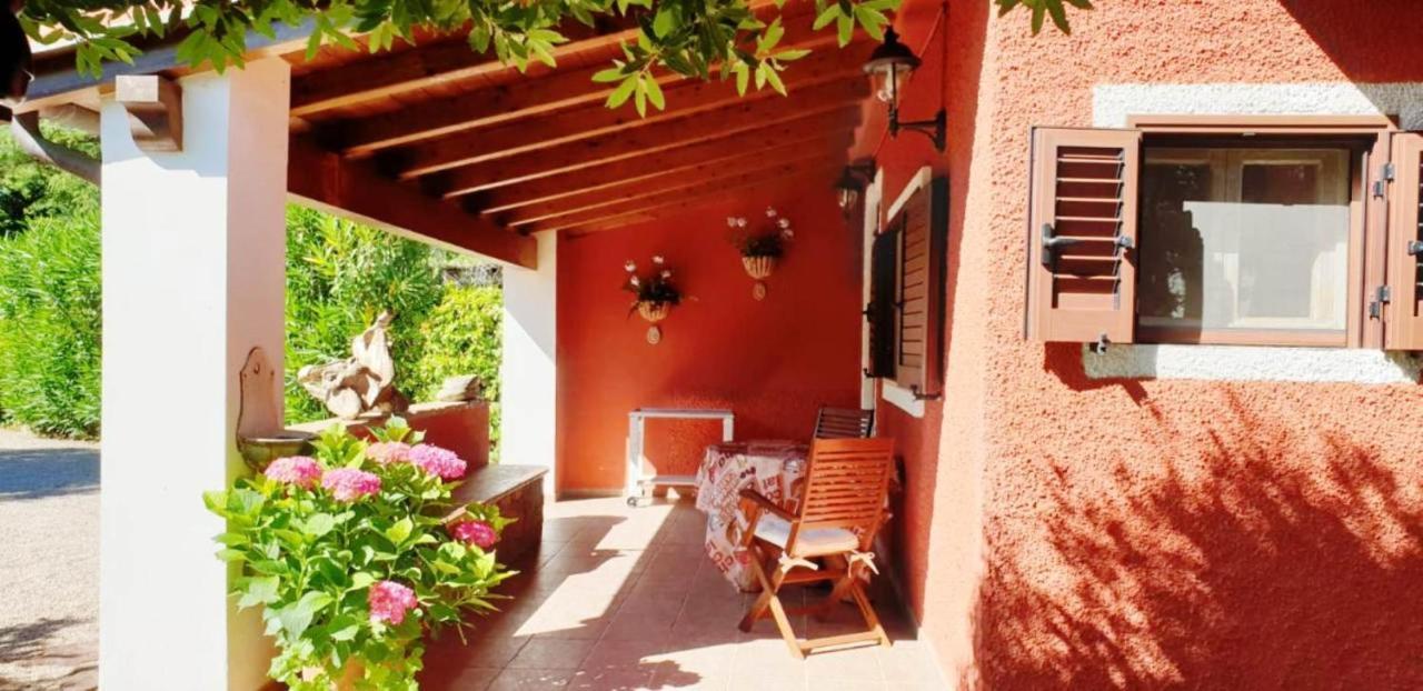 "Sa Domo De Sos Aranzos" Villa Santa Maria la Palma Exterior photo